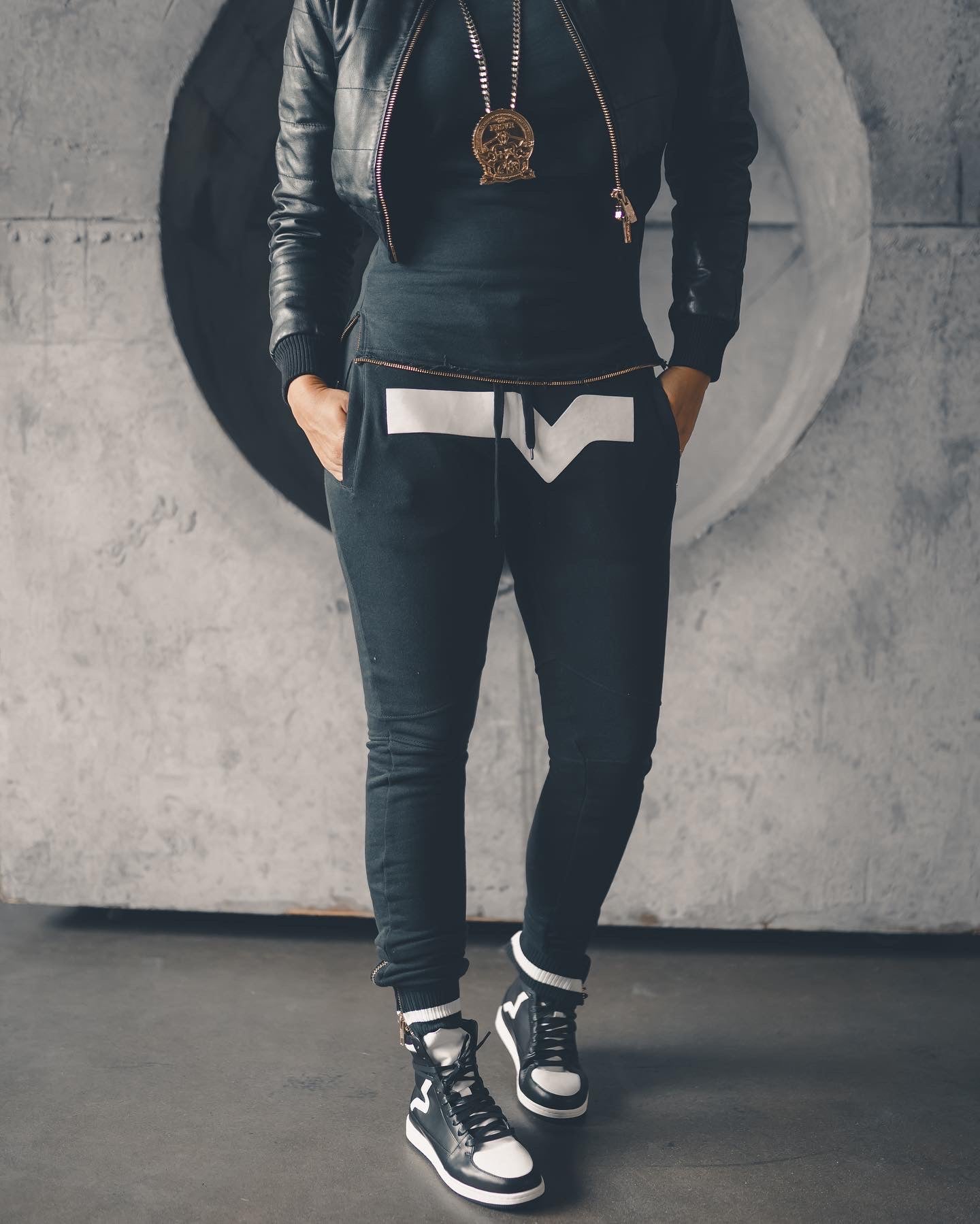 prsvr valley sweatpants on her